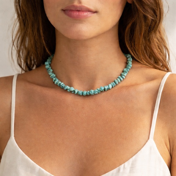 Jewelry - Natural Turquoise Chip Beaded Necklace